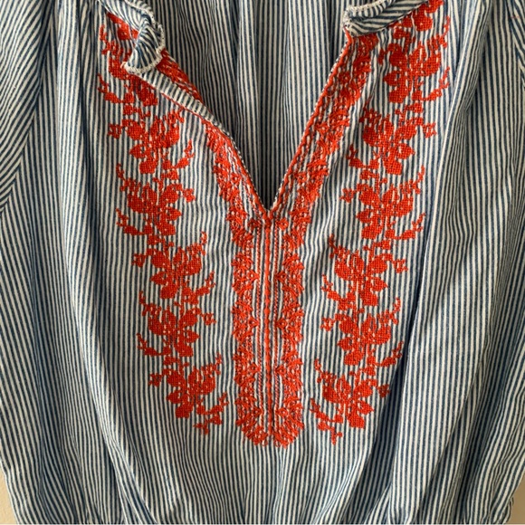 Auguste the Label blouse - Picture 3 of 5